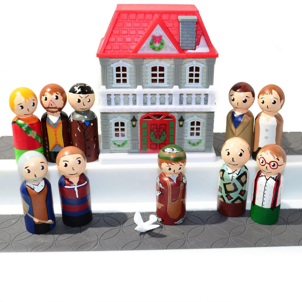Home Alone Peg Dolls' Hand painted Wooden Peg Doll Toys - Dollhouse Peg Dolls, Loose Parts Play, Montessori Toys