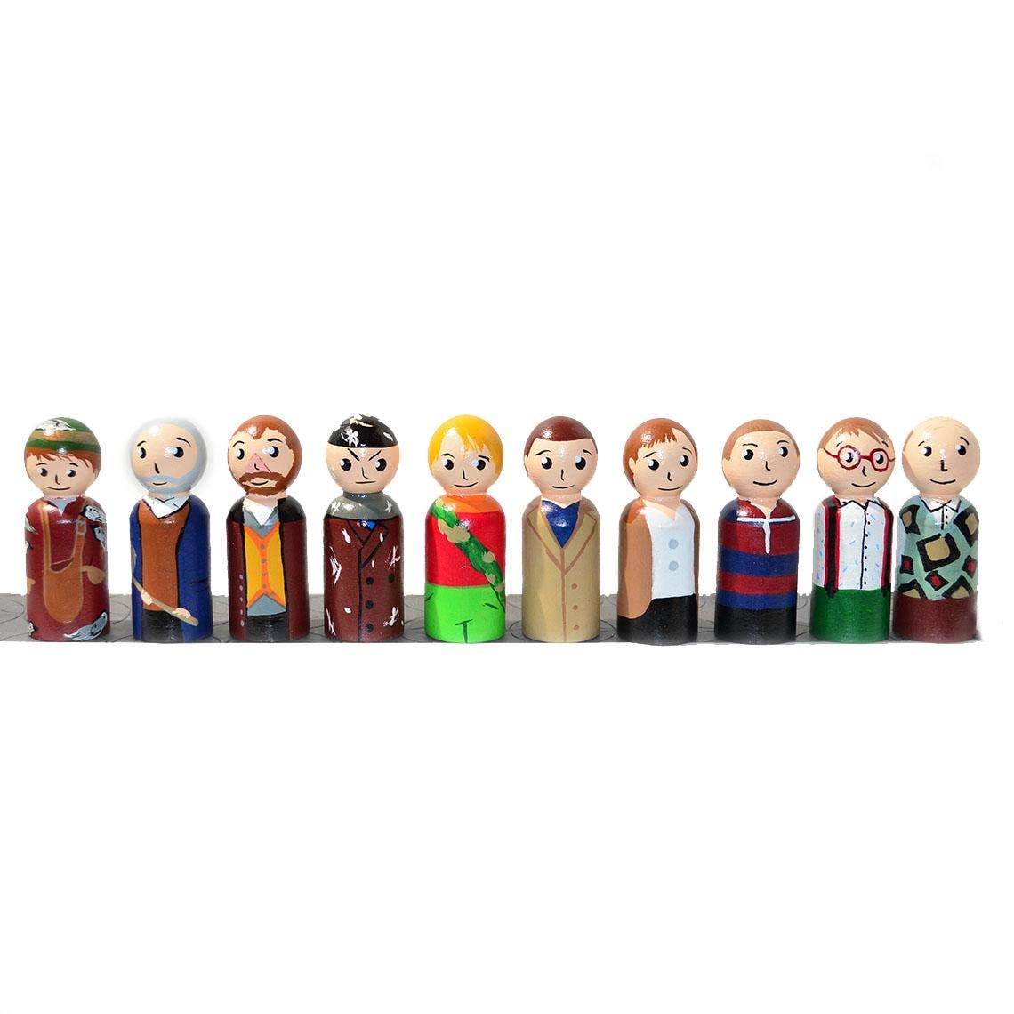 Home Alone Peg Dolls' Hand painted Wooden Peg Doll Toys - Dollhouse Peg Dolls, Loose Parts Play, Montessori Toys