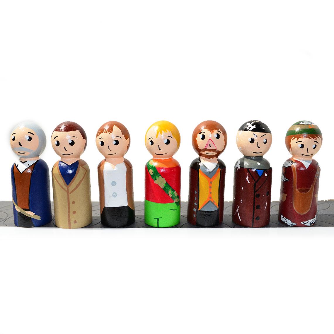 Home Alone Peg Dolls' Hand painted Wooden Peg Doll Toys - Dollhouse Peg Dolls, Loose Parts Play, Montessori Toys
