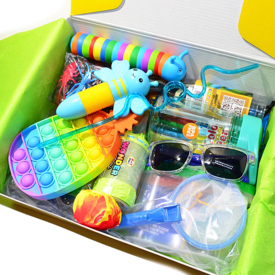 Personalized Pre-Filled Creepy Crawlers Themed Gift box * Unique Birthday Gift for kids * surprise box • Toys, Activities gift- Thinking of you gift