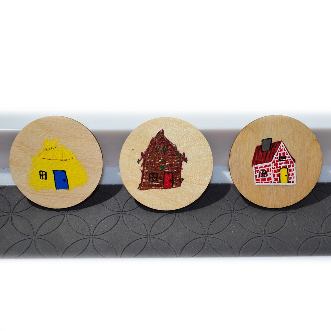 3 little Pig Storybook Peg Dolls' Hand painted Wooden Peg Doll Toys - Dollhouse Peg Dolls, Loose Parts Play, Montessori Toys