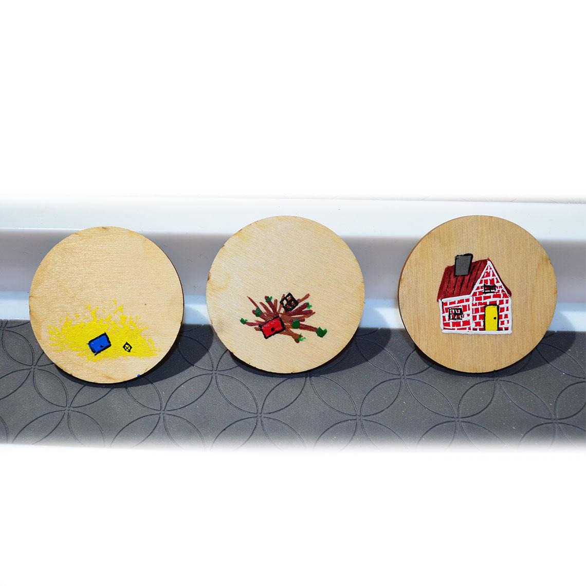 3 little Pig Storybook Peg Dolls' Hand painted Wooden Peg Doll Toys - Dollhouse Peg Dolls, Loose Parts Play, Montessori Toys