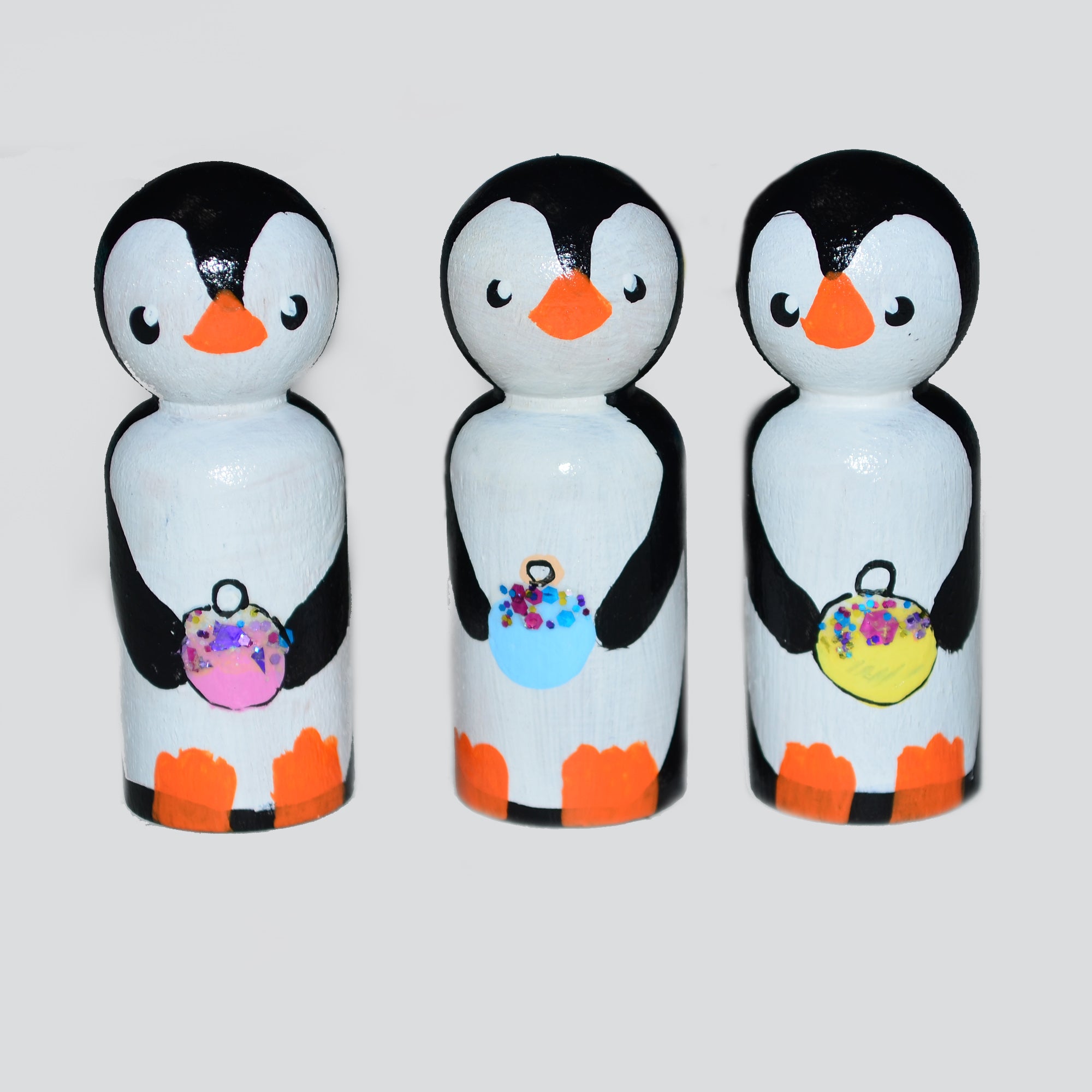 Christmas Penguin Peg Dolls' Hand painted Wooden Peg Doll Toys - Dollhouse Peg Dolls, Loose Parts Play, Montessori Toys